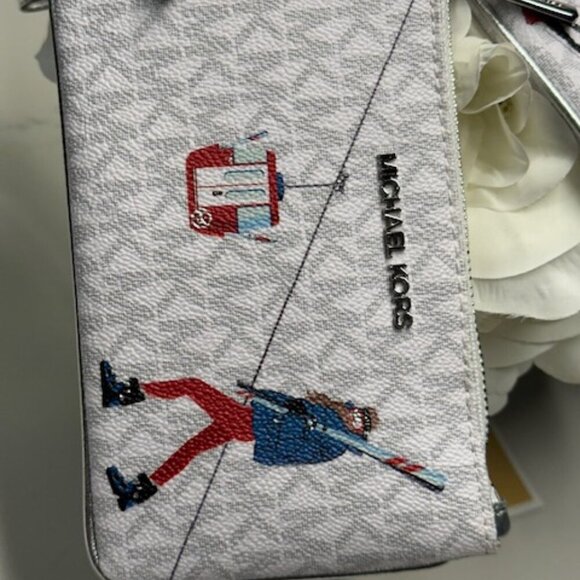 ⛷️🏂🚠 Michael Kors Ski Girls Jet Set Trio Wristlet Set NWT!  3 wristlets! - Picture 3 of 13